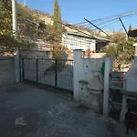 Letizia, Posteggio Privato E Terrazza Panoramica *