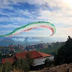 Дом отдыха Letizia, Posteggio Privato E Terrazza Panoramica Санто-Стефано-аль-Мар